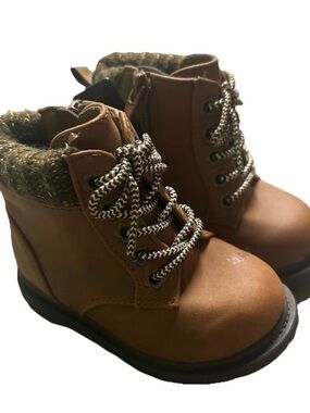 NWT Wonder Nation Toddler Girl Lace Up Brown Boots Fall Size 5